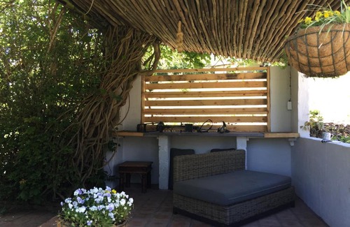 Rosetta House | A Boat House