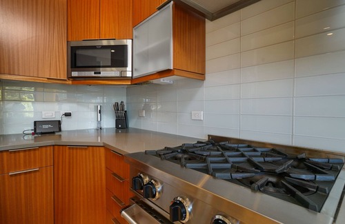 Purgatory House | A/C, Luxury Condo, High-Speed Internet!