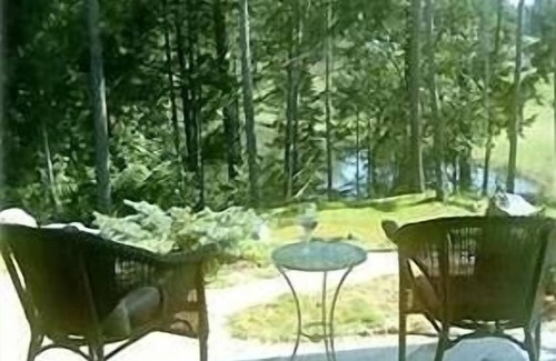 Salt Spring Island Cottage | A cabin for peace