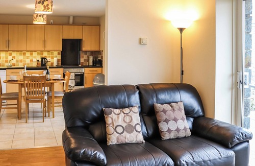 Cwmtirmynach Cottage | A charming cottage near Bala, offering private access to scenic farm walks.