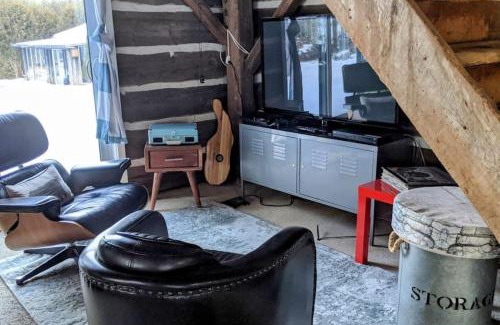 Mono House | A charming, rustic 150 year old Carriage House