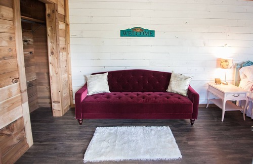 Driftwood Cabin | A Chic Shack Cottages on Onion Creek