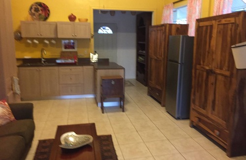 Los Naranjos Cottage | A city and country jewel