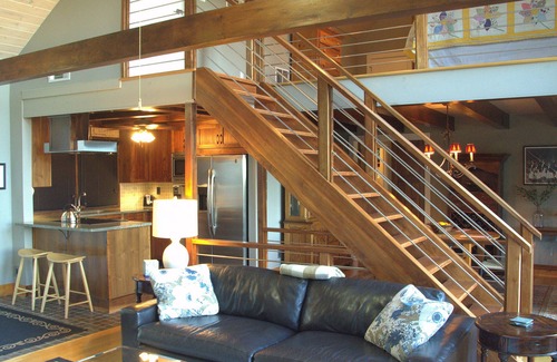 Big Canoe House | A Contemporary Mountain Retreat, a VRBO Bear Stay