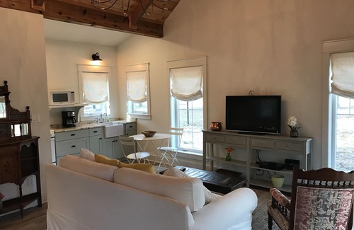 Boerne Cottage | A Country Feel in the Middle of Boerne