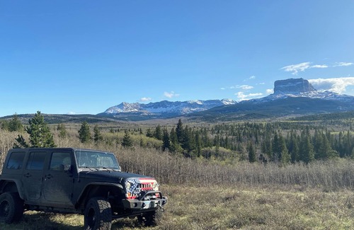 Babb House | A cozy house with beautiful views minute’s from Glacier National Park.