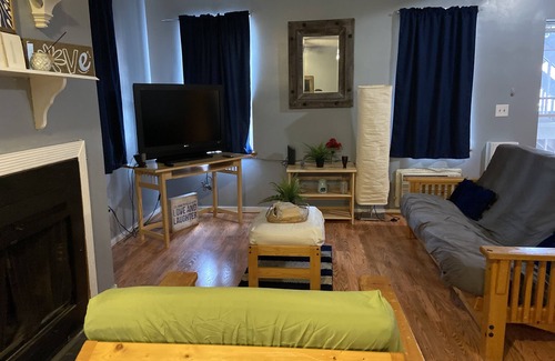 Asylum Hill Condo | A cozy little place with 2 bedrooms all to yourself
