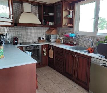 Spata-Artemida House | A cozy whole house near the airport and the beach