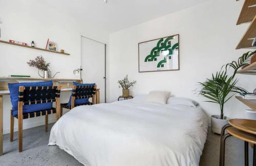 Fitzroy North House | A Designer Terrace House by Edinburgh Gardens