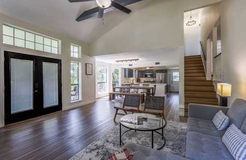 Eureka House | A dream retreat on the water - The Lakeland House