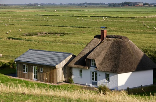 Westerhever House | A dreamlike thatched roof house by the sea near St. Peter-Ording