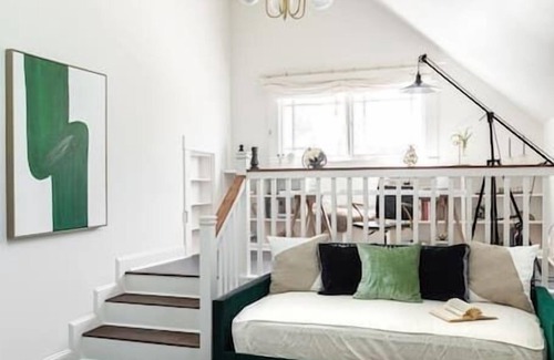 Inman Park Apartment | A Duplex Experience that allows for separate spaces with the flexibility of a hive community!