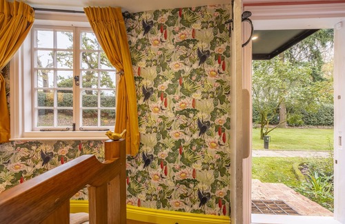 Higham Cottage | A fairy-tale luxurious cottage - The Tea Caddy