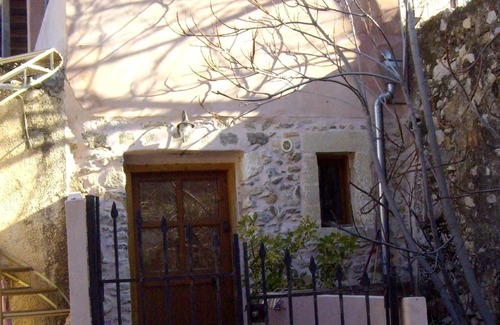 Listaros Cottage | A Family Friendly Property for Nature & History Lovers.