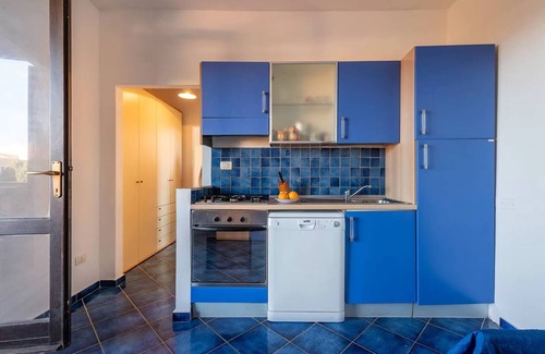 La Pelosa Apartment | A few steps from heavenly La Pelosa beach Stintino