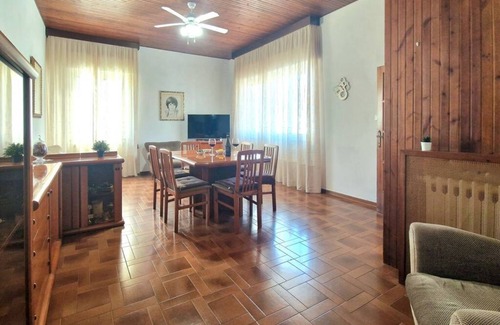 Porto Sant'Elpidio Apartment | [A Few Steps from the Sea]Spacious House & Private Courtyard