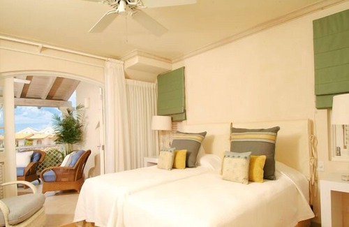 Folkestone Villa | A Flare That Sparkles In This Prestigious Resort