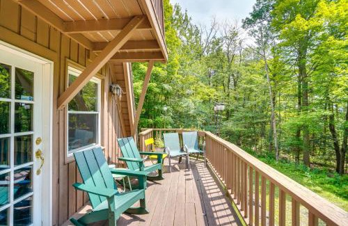Becket House | A-Frame Cabin with Furnished Deck in Becket!