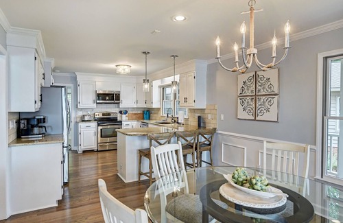 Lake Norman of Catawba House | A Frame of Mind by AvantStay | Private Dock + View