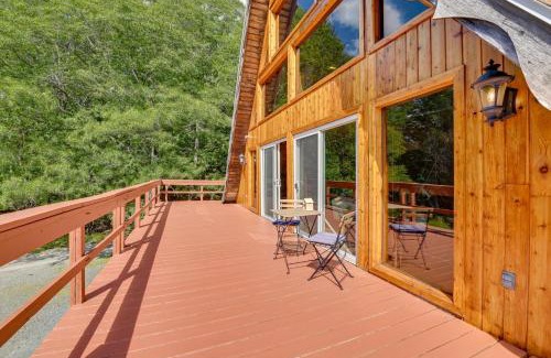 Town of Grafton House | A-Frame Retreat Next to Grafton Lakes St Park
