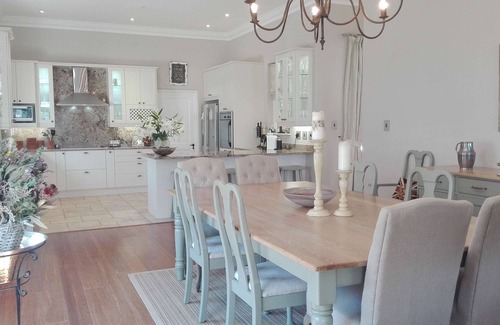 Hout Bay Villa | A French Style Villa