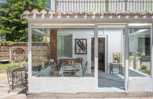 Urunuela House | A garden among vineyards, for 6