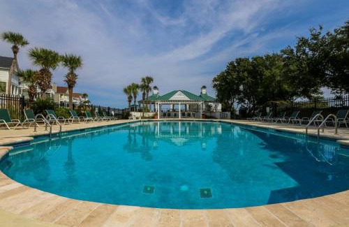 Ocean Point House | A Golden Sunrise