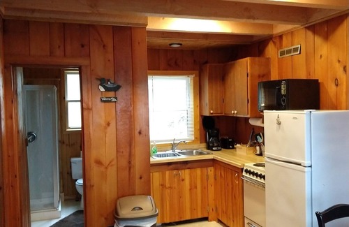 Northwoods Beach Cabin | A Great Fishing Lake!