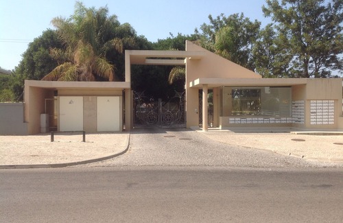 Areias de Sao Joao Apartment | A haven of peace facing the ocean. Free WiFi, free secure parking, .