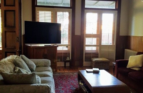Yarraville Apartment | A Heritage Apartment near the Yarraville Village.