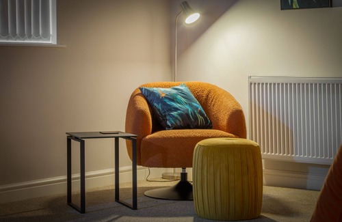 Mount Murray Cottage | A holiday cottage that sleeps 2 guests in 1 bedroom