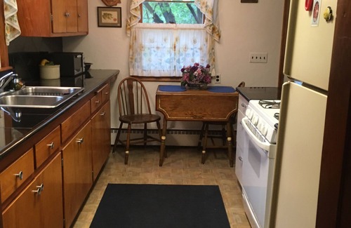 Southside House | 'A Home Away From Home' For 2 To 7 People No Smoking No Pets