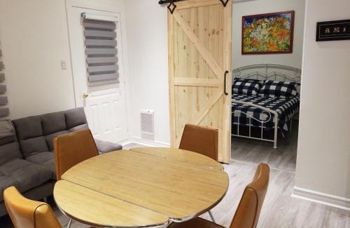 Longueuil Apartment | A&I Cosy&Bright Apartments near Old Port and South Shore