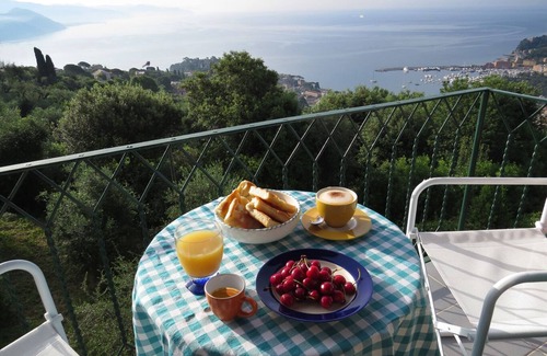 San Lorenzo della Costa Apartment | A Jump to the Heaven