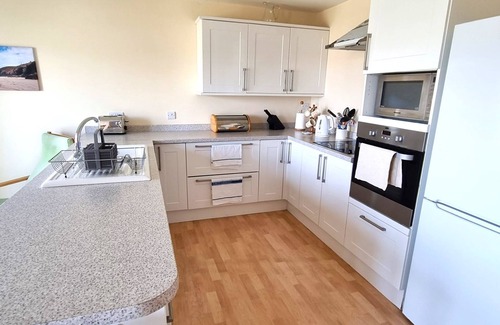 Perranporth House | A large, detached house, a short walk from the beach