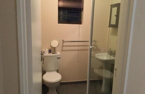 Bloemfontein House | A Little Guesthouse