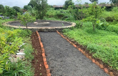 Igatpuri Cottage | A lovely and cozy Farm Cottage amidst nature where you can be yourself!