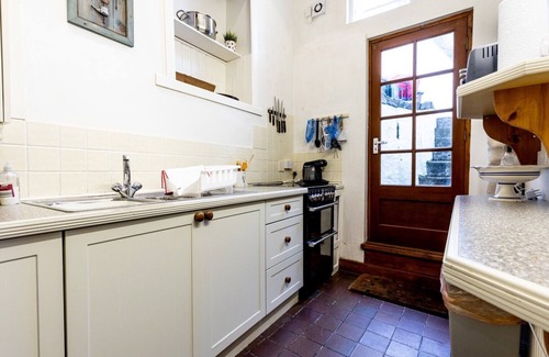St Dogmaels House | A lovely family home with great views of the estuary