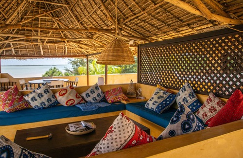 Lamu House | A luxury private beach villa and a pool with a staff just for you!