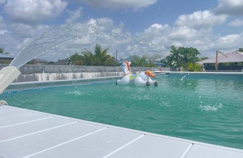 Montsinery-Tonnegrande Apartment | A MO TI KOTE - Piscine - au cœur de Montsinéry