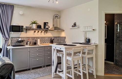 Ytterby House | A modern and compact vacation home for your relaxing vacation awaits you.