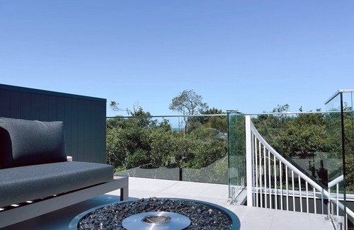 Marcoola House | A Must Stay - Beachfront 5 Star Luxe Home + Pool
