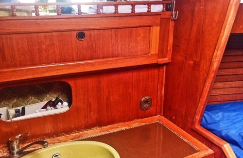 Pylos Boat Rental | A night on a yacht