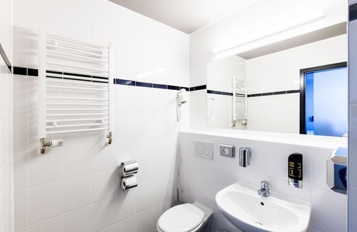 Strasnice Hotel | a&o Prague Rhea