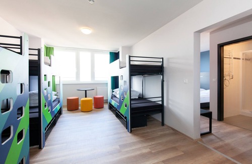Strasnice Hotel | a&o Prague Rhea