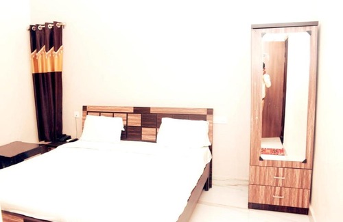 Alambagh Hotel | A PALACE