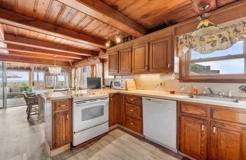 Sagamore Beach Cottage | A Passion for the Sand and Sea are reflected in the unique details of this Beachfront Cottage