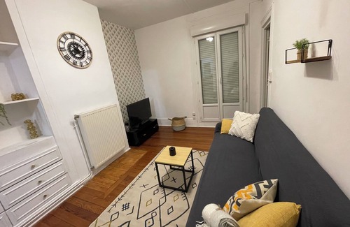 Anatole France Danton Apartment | A peaceful cocoon for a great getaway, enjoy the city and surrounding area