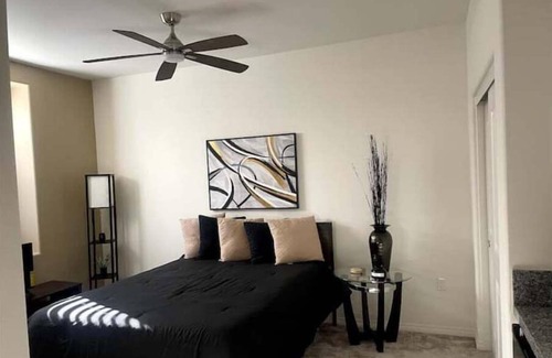 Fontana Apartment | A Peacefull Cozy Room