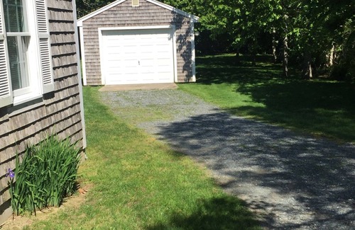 Brewster House | A picture perfect Cape Cod cottage